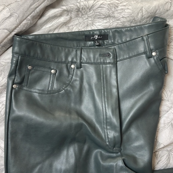 Green leather pants (L) - Picture 2 of 3